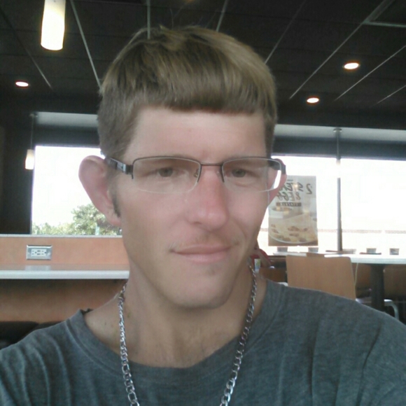 Meet your Posher, Andrew - Picture 1 of 1